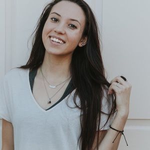 Meet your Posher, Kait